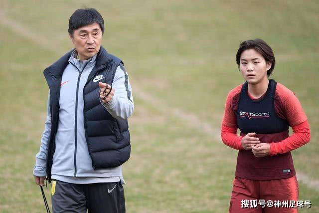 萨迪克・贝与鹈鹕达成三年续约，价值5550万美元